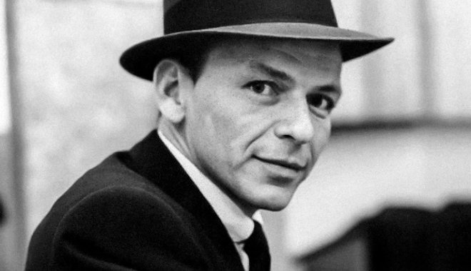 Sérült dobhártyával is a meghódította a zene világát Frank Sinatra