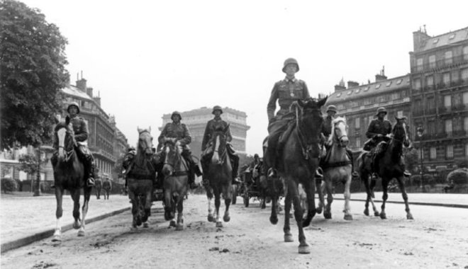 Alig érintette meg Párizs népét a megszálló német hadsereg érkezése