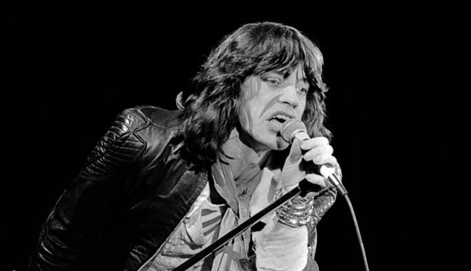 80 évesen is töretlen lendülettel szántja fel a színpadot Mick Jagger