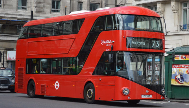 Londonban váltak híressé, de Párizsból származnak az emeletes buszok