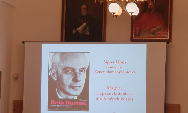 Dr. Sipos János előadása (fotó: Fazekas Csanád / Múlt-kor)