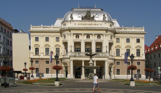 Amikor békés tüntetőket rendőri erőszakkal oszlattak szét Pozsony utcáin