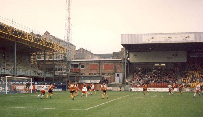 Örömünnepből tragédia: az 1985-ös bradfordi stadiontűz