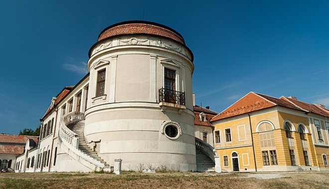 Nemzetközi növénytani gyűjtemények költöznek az iszkaszentgyörgyi kastélyba