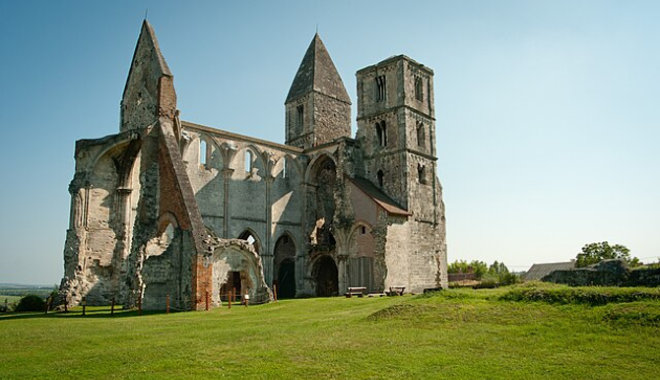 Újjáépíthetik a zsámbéki gótikus templomot