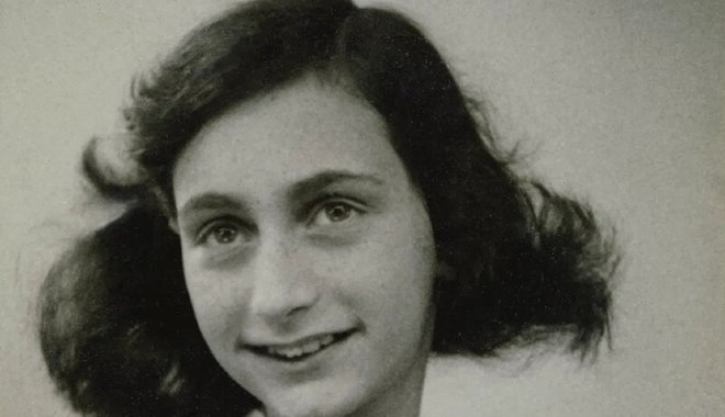 Szobrok és egy rózsafajta is őrzi Anne Frank emlékét Japánban