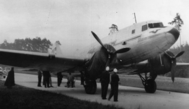 Kalandos módon, eltérített repülőgéppel disszidáltak a magyar fiatalok 1956-ban