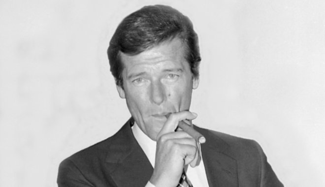 Már statisztaként is megdobogtatta a női szíveket Roger Moore