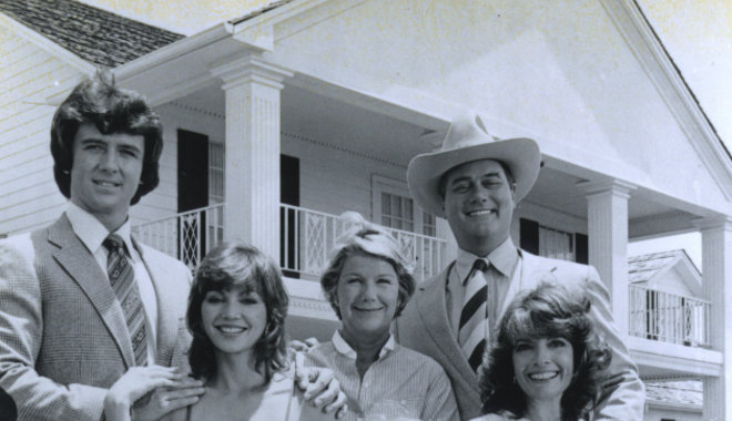 Átírta a tévétörténelmet Larry Hagman és a Dallas sorozat