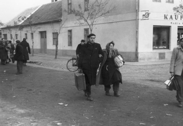 Magyar menekültek Ausztriában (Fortepan / Kleyer Éva)