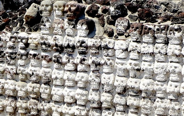 A Templo Mayor közelében feltárt koponyafal (Wikipedia / Juan Carlos Fonseca Mata / CC BY-SA 4.0)