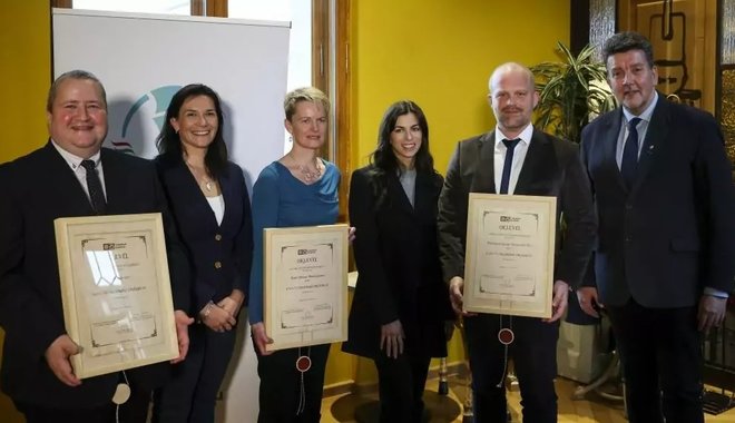 Átadták az első Év Családbarát Emlékhelye díjakat