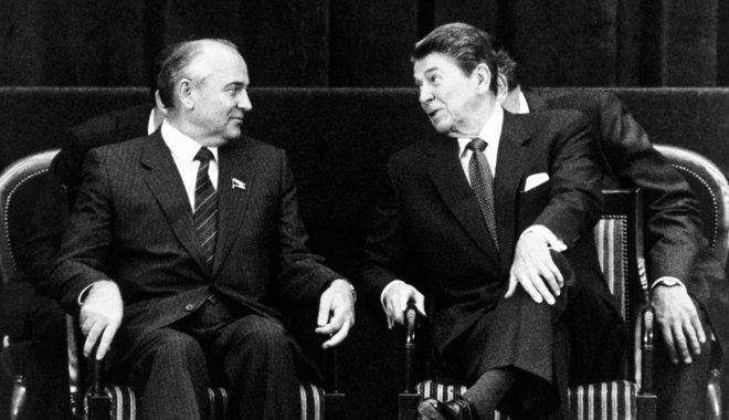 Szabadságot és káoszt hoztak Gorbacsov reformjai a Szovjetunió lakosaira