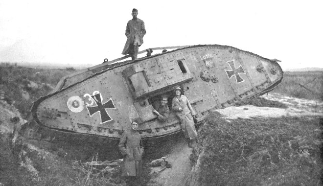 Az I. világháború egyik legvéresebb ütközetében kerültek bevetésre az első tankok is