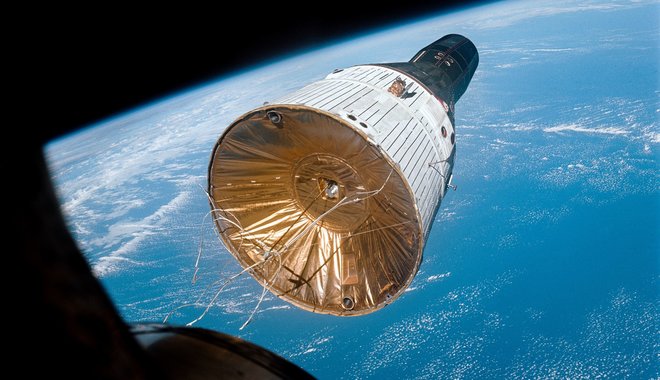 Szájharmonikával ünnepelte az első sikeres űrrandevút a Gemini-6A legénysége