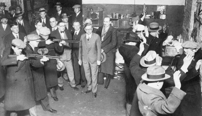 Al Capone alvilági bandaháborúja állhatott a hírhedt Valentin-napi mészárlás hátterében