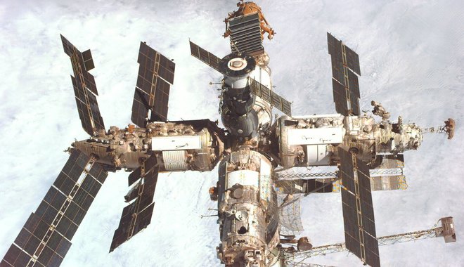 Új fejezetet nyitott a hidegháborús űrversenyben a Szaljut–1 űrállomás