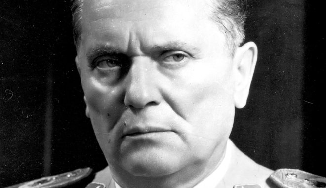 El nem kötelezettként állt Jugoszlávia élén a különutas diktátor, Josip Broz Tito