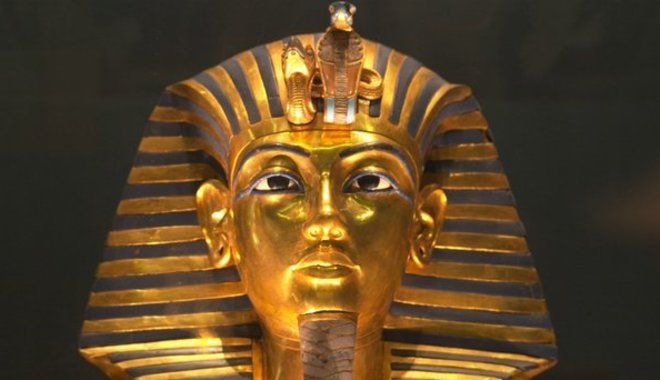 Évezredekkel halála után háromféle arcot is kapott Tutanhamon fáraó