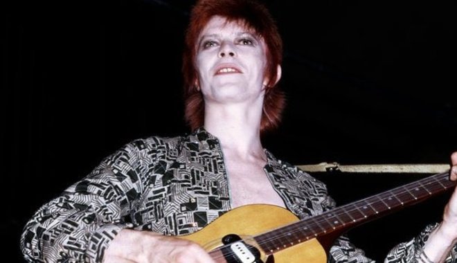 Hatalmas összegért kelt el David Bowie kézzel írott dalszövege