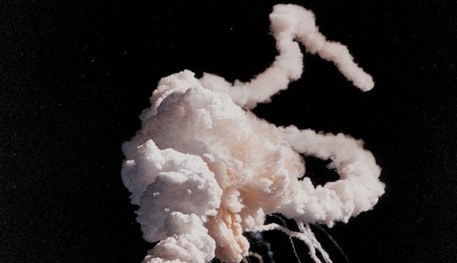 Megtalálták a felrobbant Challenger űrsikló egy darabját a tenger mélyén