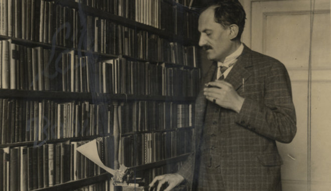 Elefántcsonttornyából terelgette a magyar irodalmi életet Babits Mihály