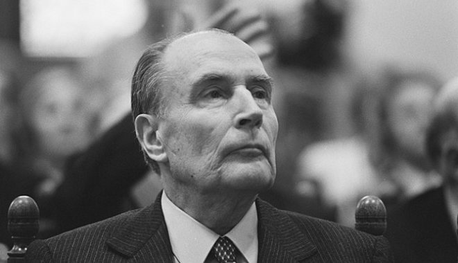 Politikai és magánéletének kínos részleteit is sokáig titokban tudta tartani François Mitterrand