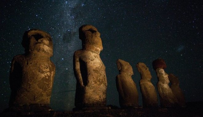 A Húsvét-sziget egykori idilli állapotának mementói a rejtélyes óriás szobrai