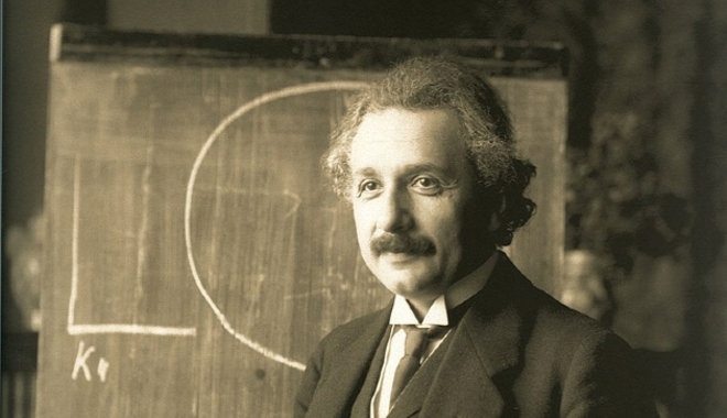 Egyetlen év alatt rajzolta át a világról alkotott képünket Albert Einstein