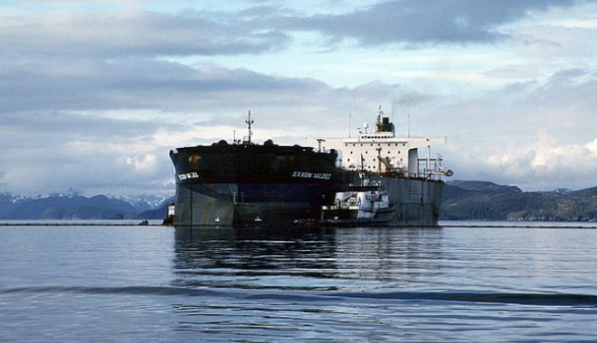 Jelképes büntetésekkel úszták meg a felelősök az Exxon Valdez pusztító katasztrófáját