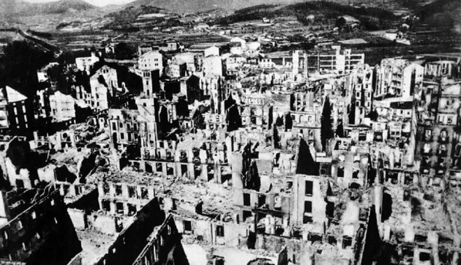 Tagadni próbálta Franco rezsimje Guernica bombázását