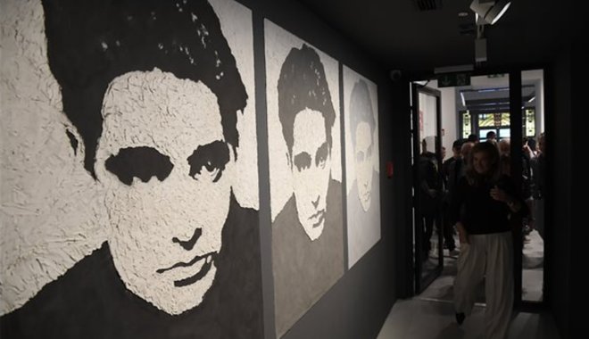 Budapesten nyílt meg a világ első állandó Robert Capa-kiállítása