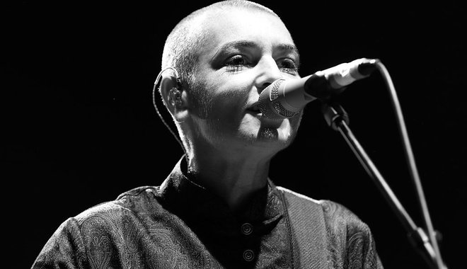 Elhunyt Sinéad O'Connor ír énekesnő
