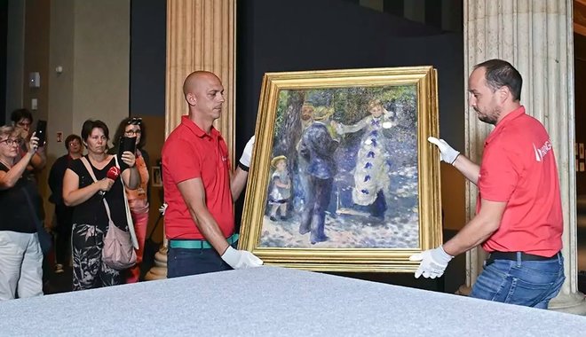 Megérkezett a Szépművészeti Múzeumba Renoir Hintája