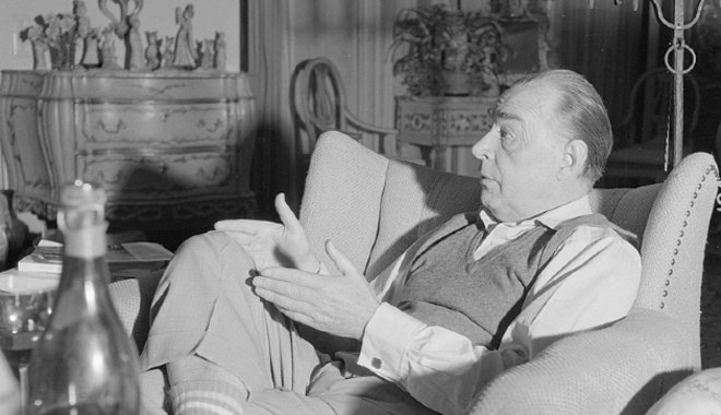Pellengérre állította a náci propaganda a háború borzalmait leíró Erich Maria Remarque-ot