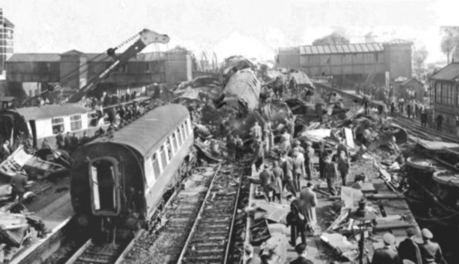 Leírhatatlan káoszt okozott Anglia leghalálosabb vonatszerencsétlensége