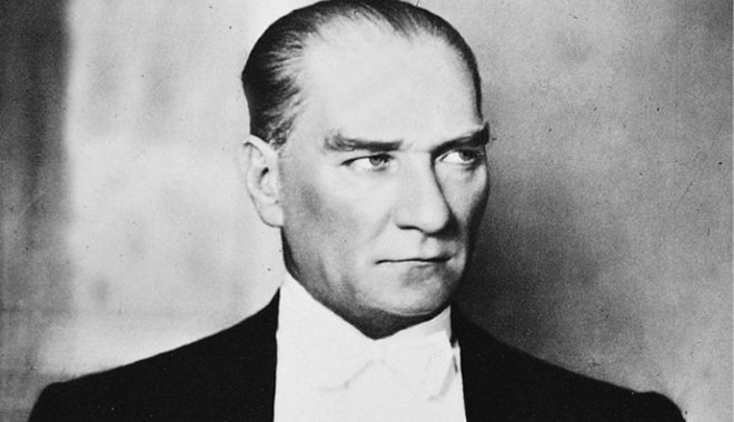 Felszámolta a török Trianont, és nyugat felé vezette országát Atatürk