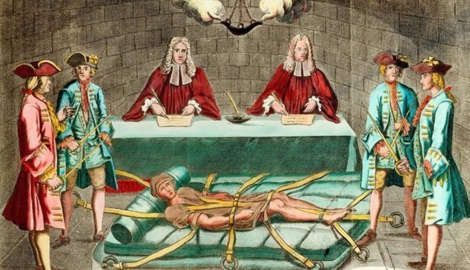 Bizarr tömeglátványosság volt a francia királyok életére törők kivégzése
