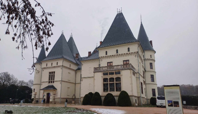 Ahol a Loire és a Tisza találkozik: ismét várja a látogatókat a tiszadobi Andrássy-kastély