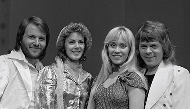 Elvis Presley lemezeiről tanult meg zongorázni az ABBA billentyűse
