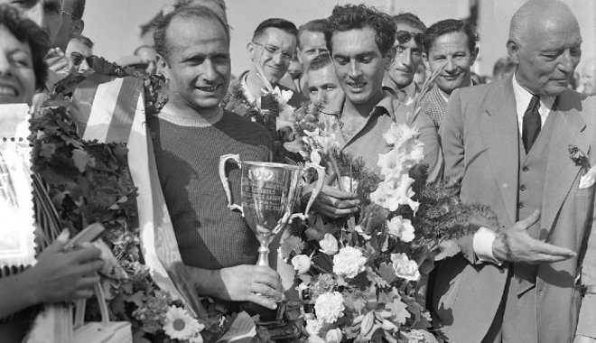 Döcögősen indult, de végül minden elképzelést túlszárnyalt Fangio karrierje