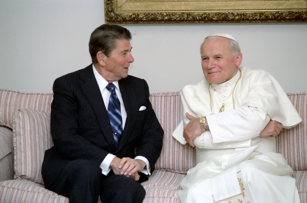Ronald Reagan és II. János Pál 1984-ben 