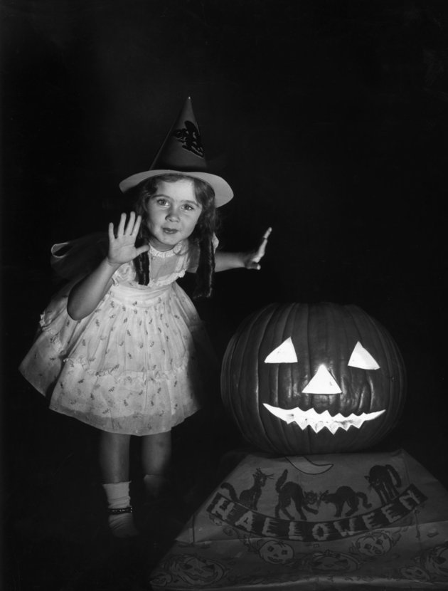 Már 1945-ben is népszerű volt a gyermekek – és a felnőttek – körében Halloween ünnepe