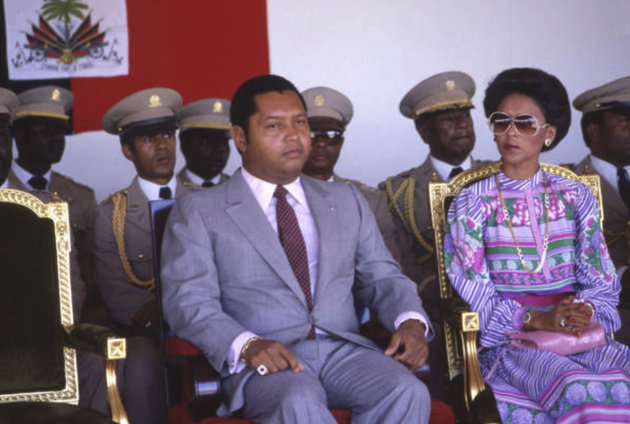 Jean-Claude „Baby Doc” Duvalier feleségével, Michèle-lel.