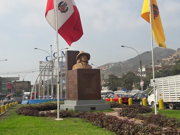 II. Túpac Amaru szobra Peru fővárosában, Limában (kép forrása: (kép forrása: wikipédia / Fmurillo26 / CC BY-SA 3.0)