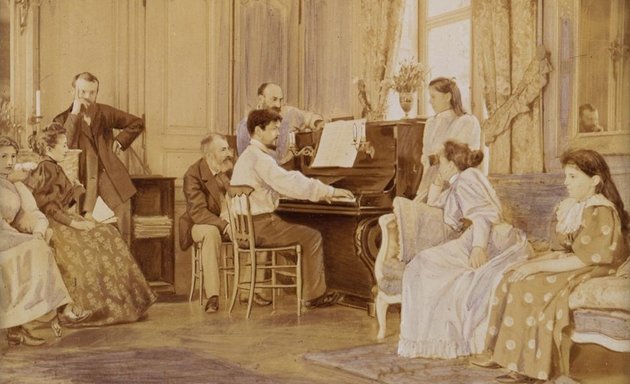 Claude Debussy a zongoránál (1893)