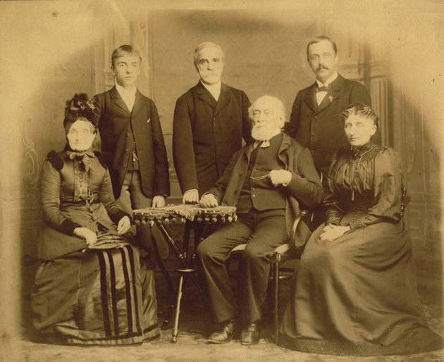 A Kossuth család 1885-ben