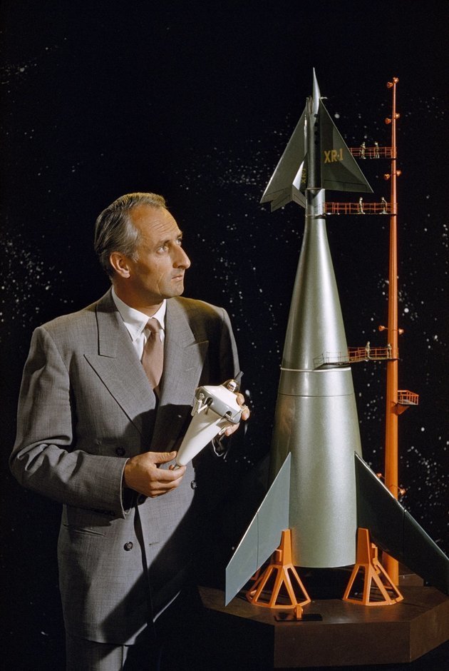 Az egyik első amerikai műhold makettja 1955-ből. A legtehetségesebb német tudósok végül az Egyesült Államokban kötöttek ki, és nem kis részben köszönhető nekik több sikeres amerikai űrprogram.