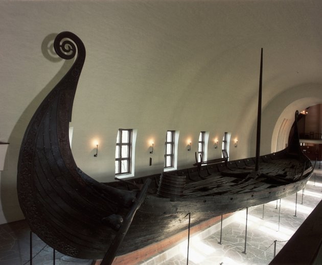 A viking portyák ijesztő hatékonyságukat az új hajózási technológiát képviselő, fejlett hosszúhajóknak köszönhették