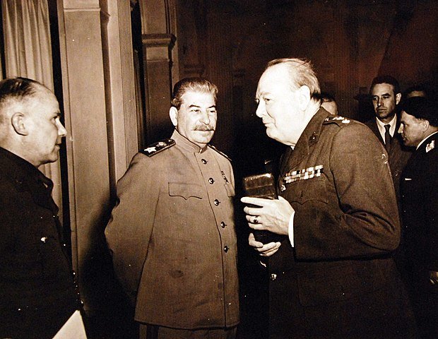 Churchill és Sztálin a jaltai konferencián